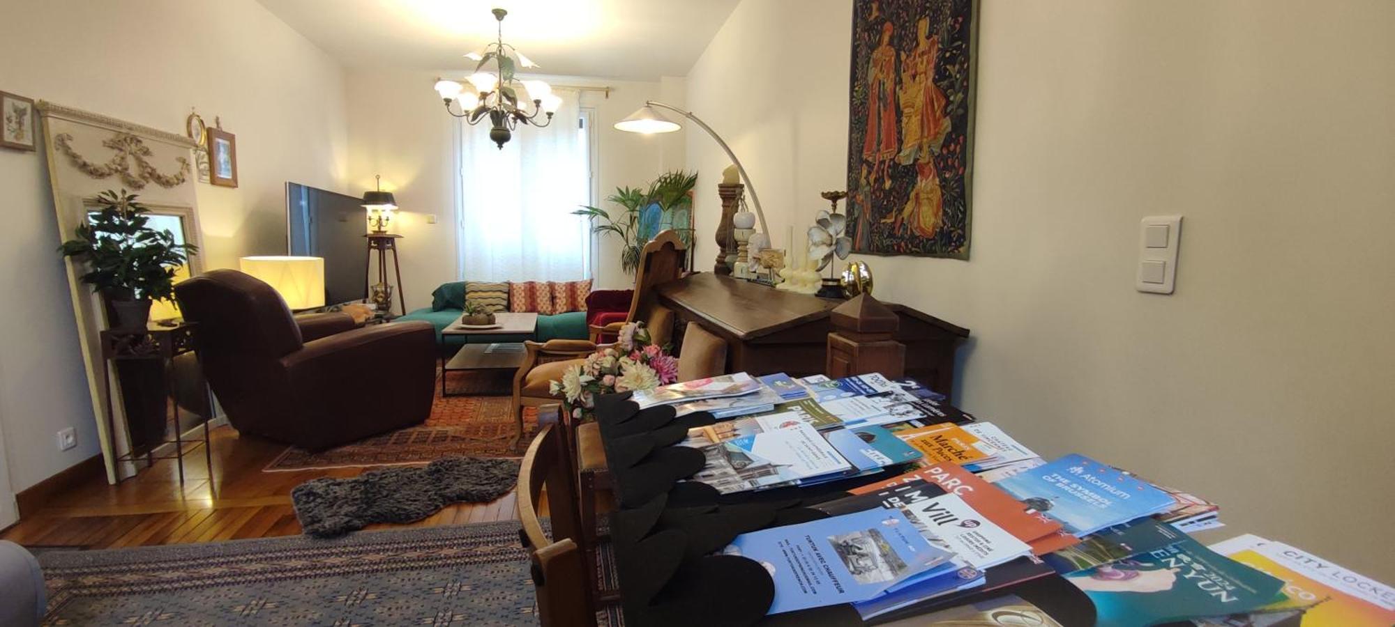 Authentic House 2 Maisons 1 Ideale Pour Groupes, Capacite 30 Personnes * Paris