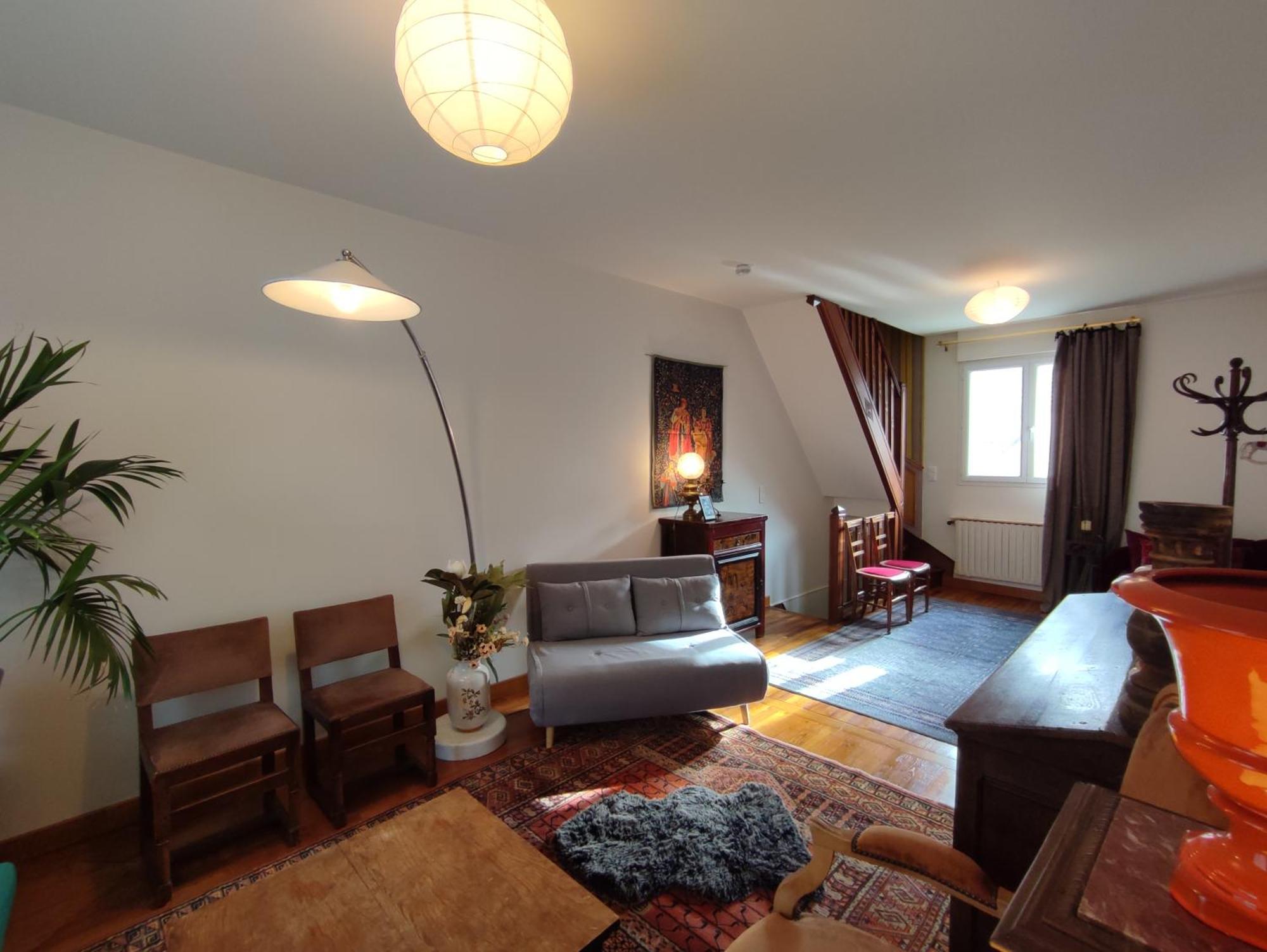 Authentic House 2 Maisons 1 Ideale Pour Groupes, Capacite 30 Personnes Paris